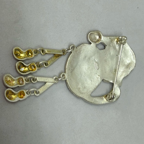 Christmas Cat with Dangle Legs & Red Cap Brooch - Picture 7 of 9